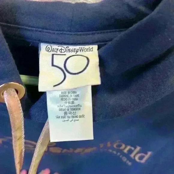 NWT 50th anniversary Walt Disney World sweatshirt - Picture 4 of 6